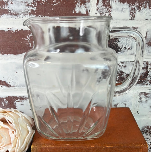 RETRO FREDERAL GLASS JUICE PITCHER