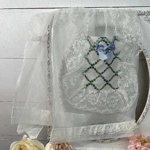 SHEER VINTAGE LACE APRON WITH GARDEN DETAIL