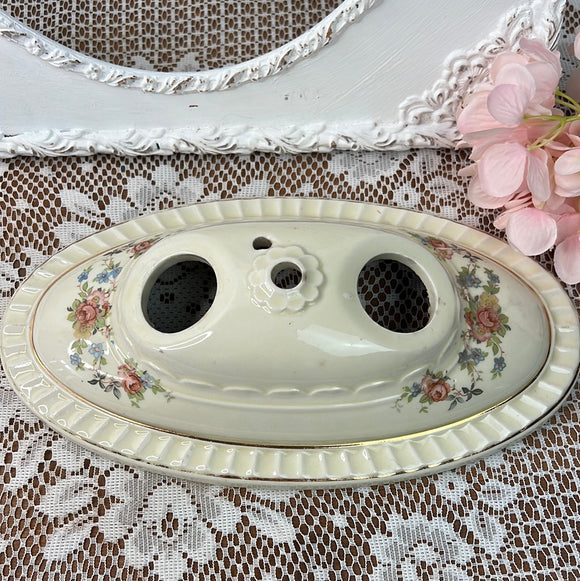 VINTAGE FLORAL LIGHT FIXTURE