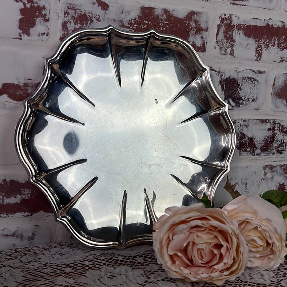 SILVER SCALLOPED VINTAGE TRAY