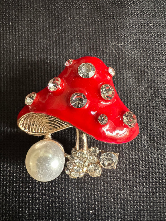 MUSHROOM ENAMEL AND BLING BROOCH