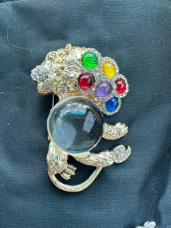 LION BULBOUS BLING LARGE  GEM BROOCH