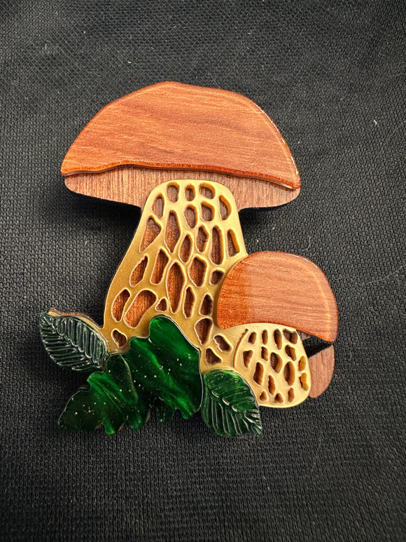 MUSHROOM ACRYLIC BROOCH